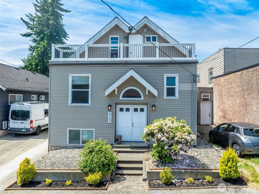 6753 14th Avenue NW, Seattle WA 98117