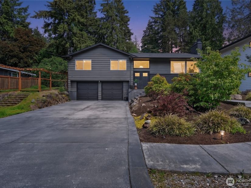 19927 89th Place W, Edmonds WA 98026