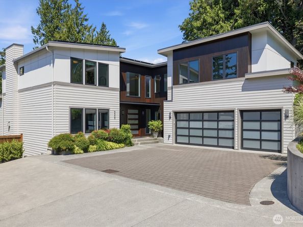 9909 111th Avenue NE, Kirkland WA 98033