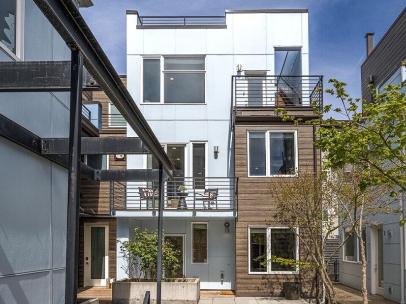 4331 Woodland Park Avenue N, Seattle WA 98103