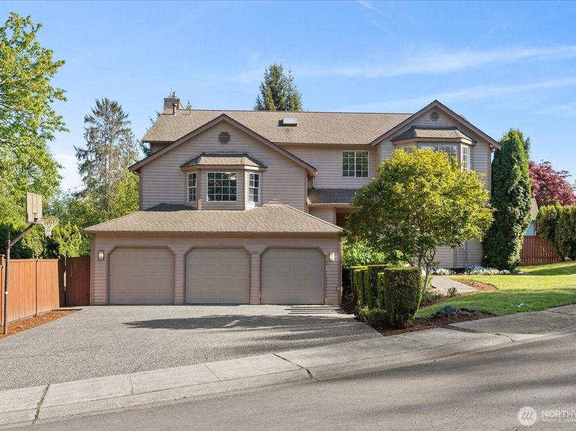 22311 6th Drive SE, Bothell WA 98021