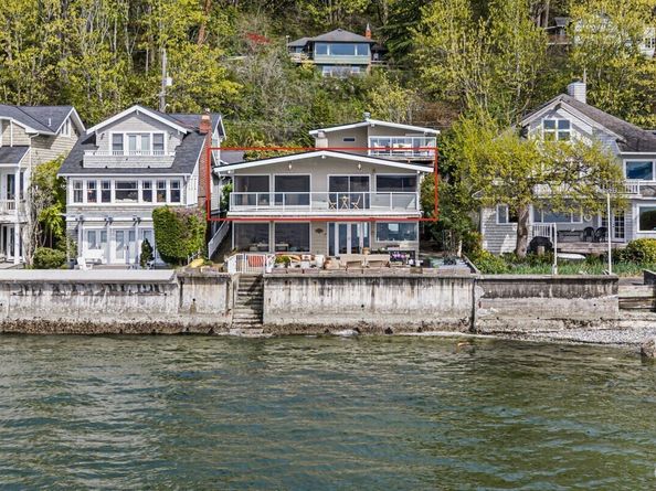 7125 Beach Drive SW, Seattle WA 98136