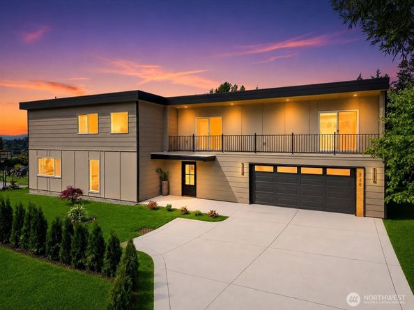 228 SW 183rd Street, Normandy Park WA 98166