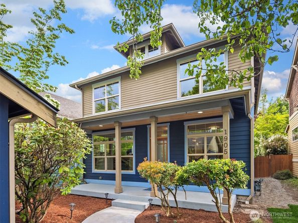 1905 NE 125th Street, Seattle WA 98125