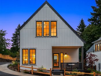 2218 NE 125th Street