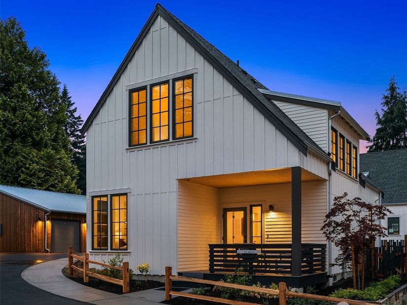 2218 NE 125th Street, Seattle WA 98125