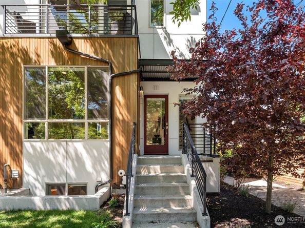 111 Martin Luther King Jr Way, Seattle WA 98122