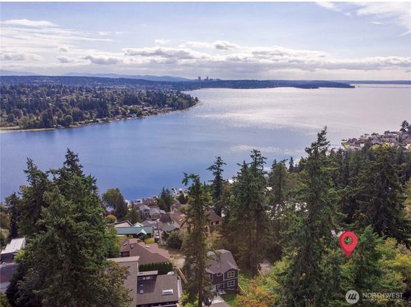 11905 89th Ave NE, Kirkland WA 98034