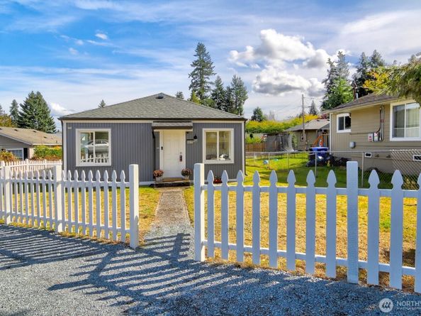 6611 Commercial Avenue 3, Everett WA 98203