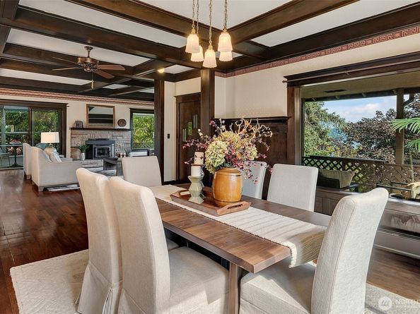 9733 Arrowsmith Avenue S, Seattle WA 98118