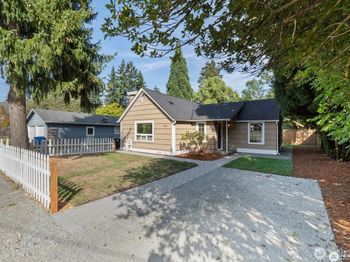 10340 39th Avenue NE