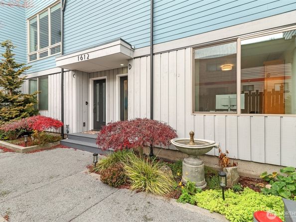 1612 SW California Avenue D, Seattle WA 98116