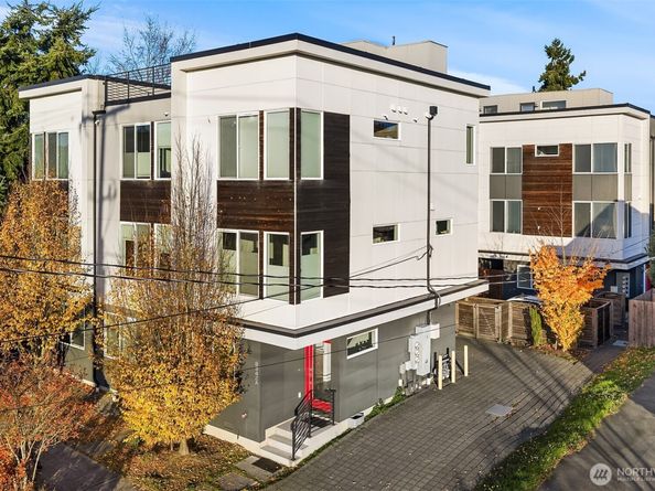 8340 Mary Avenue NW D, Seattle WA 98117