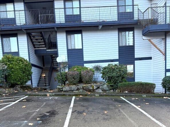 15416 40th Avenue W 27, Lynnwood WA 98087