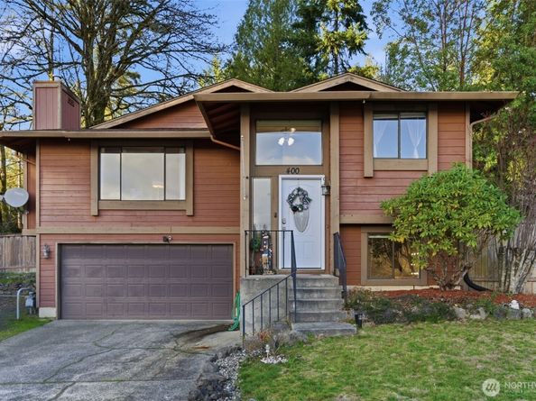 400 Falcon Court NE, Bremerton WA 98311