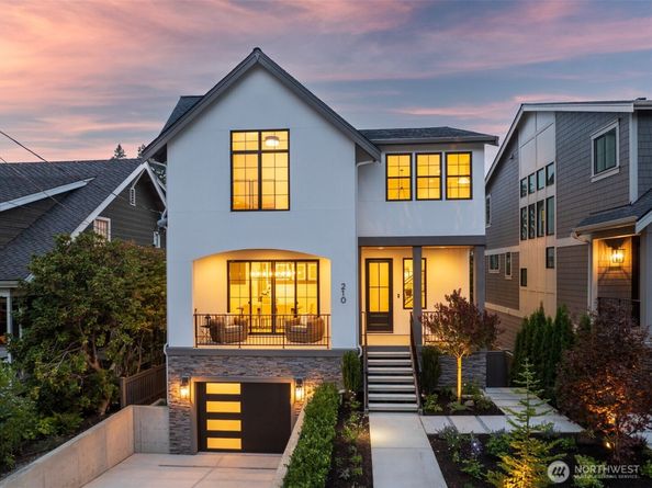 210 35th Avenue E, Seattle WA 98112