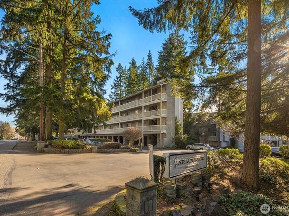 14527 NE 40th Street G104, Bellevue WA 98007