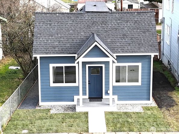 2405 Rockefeller Ave, Everett WA 98201