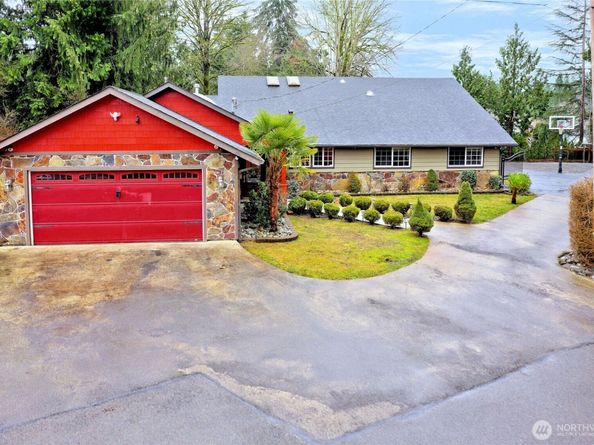 17823 145th Avenue SE, Renton WA 98058