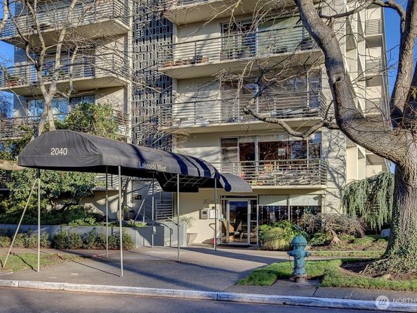 2040 43rd Avenue E 313, Seattle WA 98112