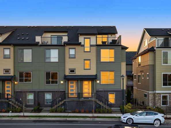 1363 8th Avenue NE 7.1, Issaquah WA 98029