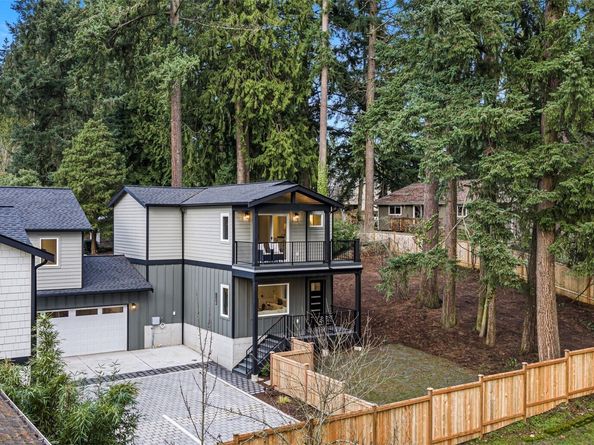 11220 115th Place NE, Kirkland WA 98033