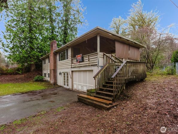 1540 Puget Drive E, Port Orchard WA 98366