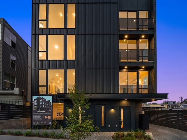 3606 Francis Avenue N, Seattle WA 98103