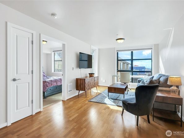 4116 California Avenue SW 304, Seattle WA 98116