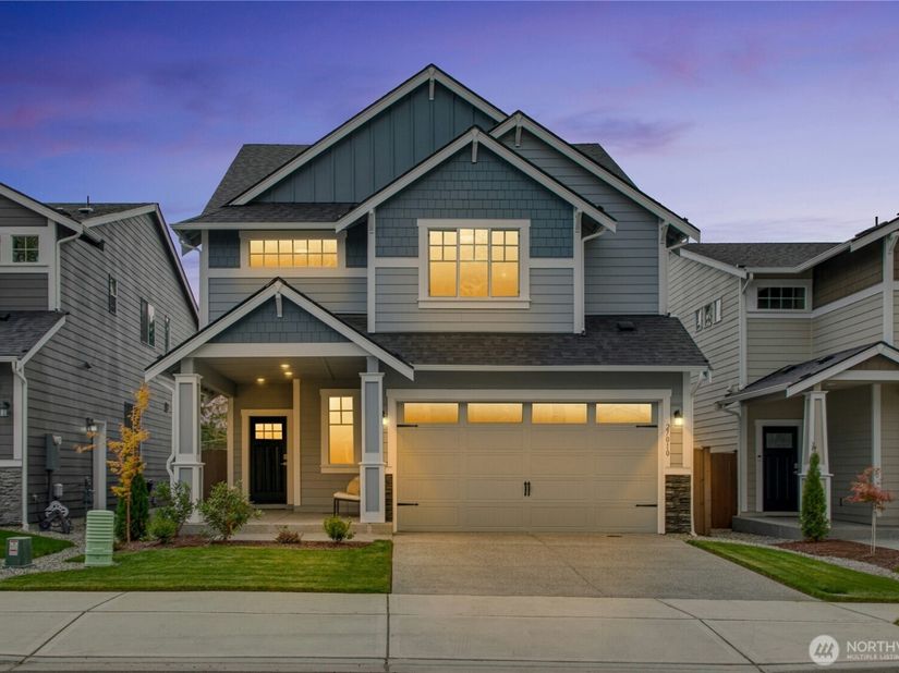 26908 30th Place S 40, Kent WA 98032