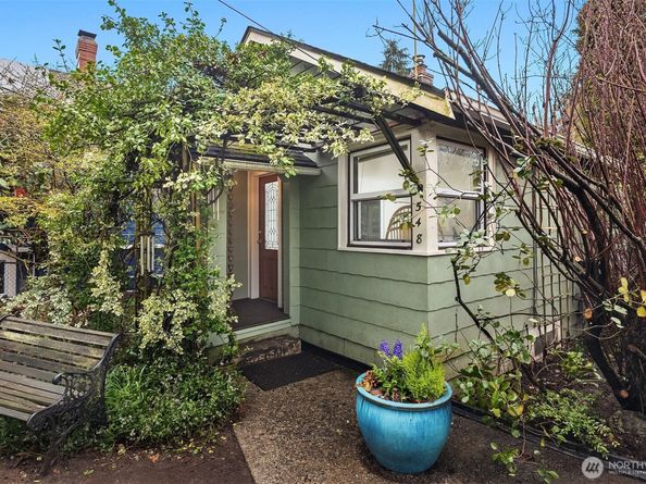 548 NE 102nd Street, Seattle WA 98125
