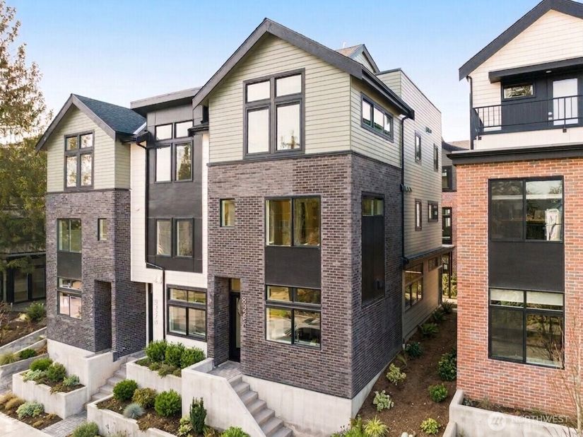 8327 B 12th Avenue NW, Seattle WA 98117