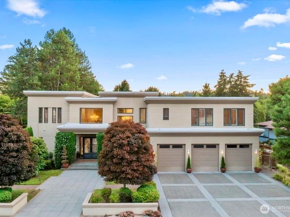 2 Crescent Key SE, Bellevue WA 98006