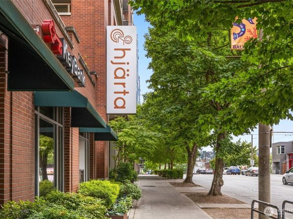 1530 NW Market Street 208, Seattle WA 98107