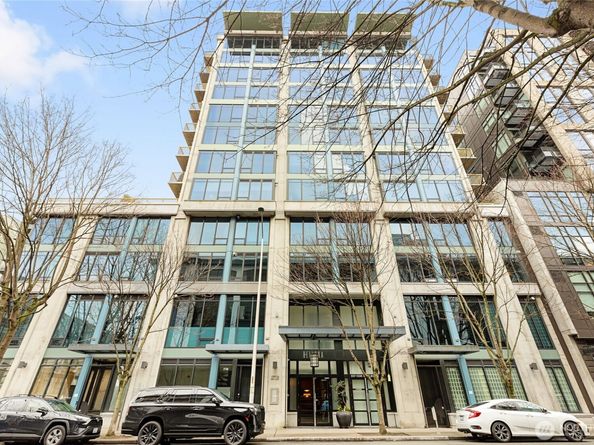 2716 Elliot Avenue 800, Seattle WA 98121