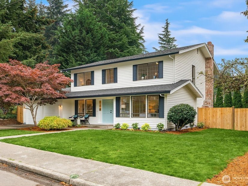 10703 NE 53rd Street, Kirkland WA 98033