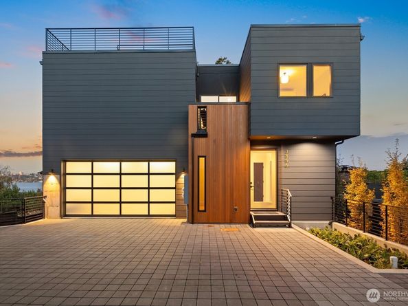 3856 Cascadia Avenue S, Seattle WA 98118