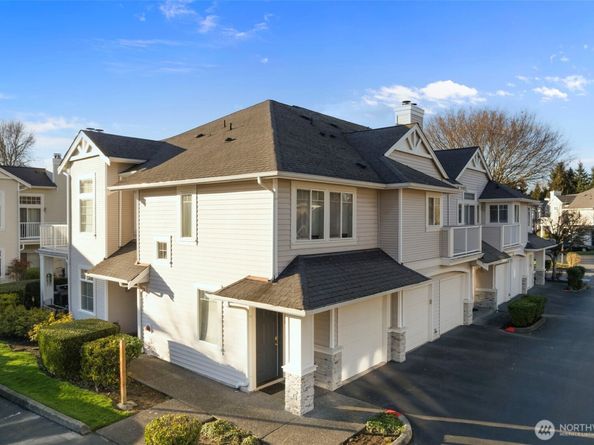 23519 55th Avenue S 121, Kent WA 98032