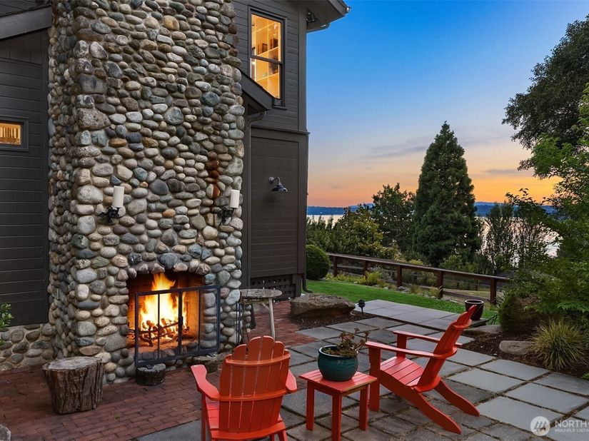 15451 Harvey Road NE, Bainbridge Island WA 98110