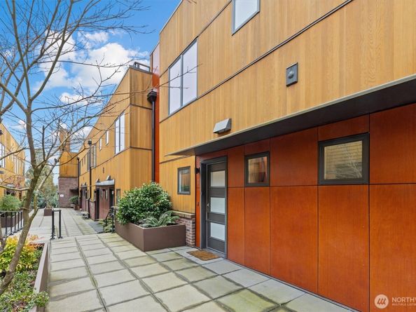 3300 NE 65th Street 217, Seattle WA 98115