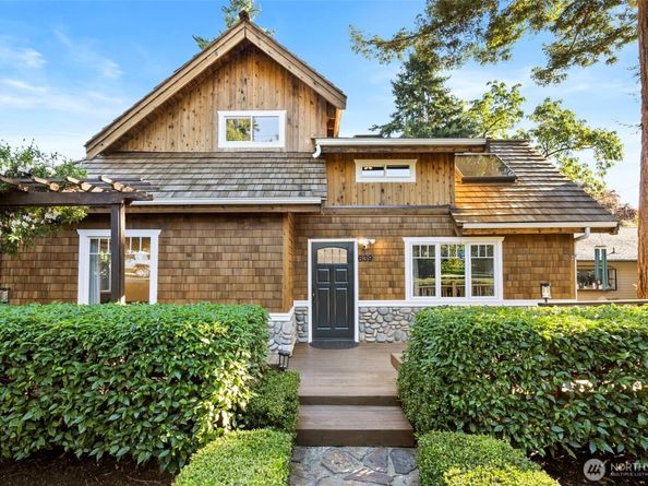 639 12th Avenue, Kirkland WA 98033