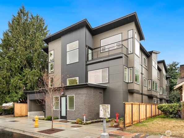 117 Wells Avenue S D, Renton WA 98057