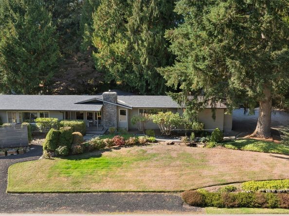 19555 170th Avenue NE, Woodinville WA 98072