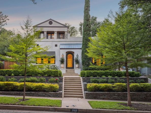 2560  Cockrell Avenue , Fort Worth Texas 76109