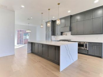 408  Vista Buena Trail 