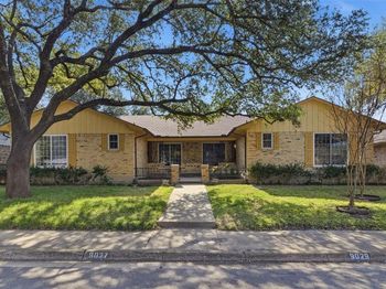 9027-9029  Villa Park Circle 