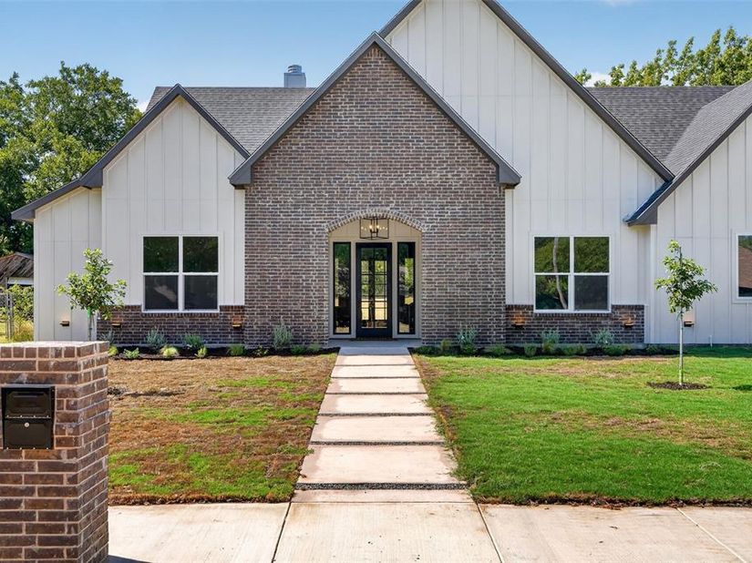717  Easley Street , White Settlement Texas 76108