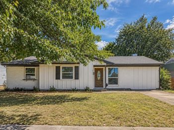 646 E Fairmeadows Drive 