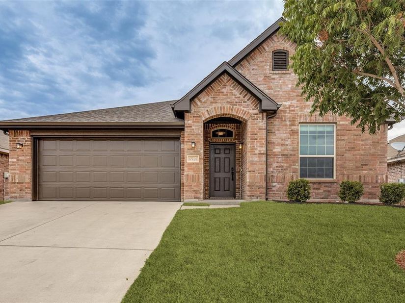 6516  Chalk River Drive , Fort Worth Texas 76179
