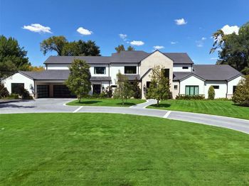 4923  Crooked Lane 